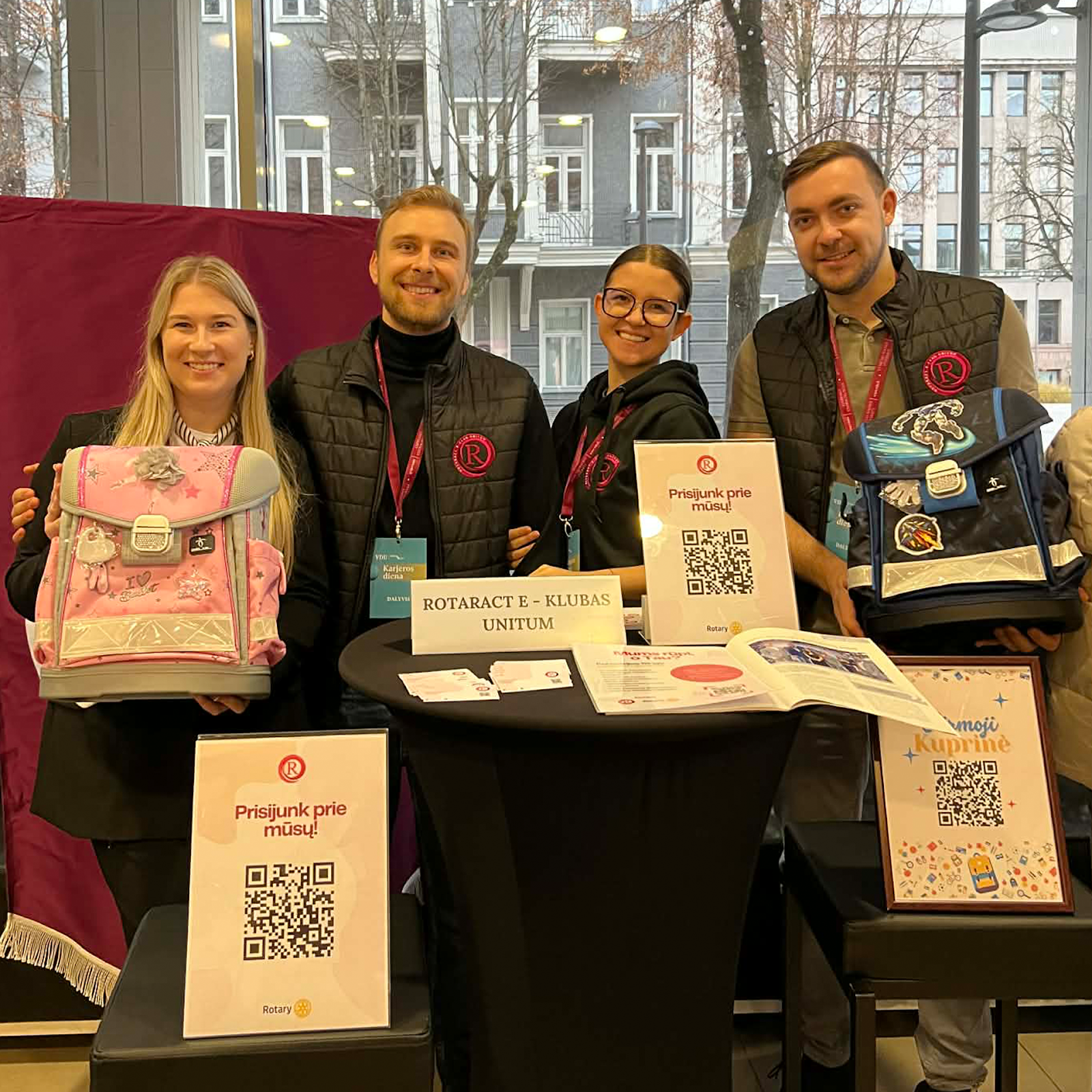 Rotaract Unitum komanda